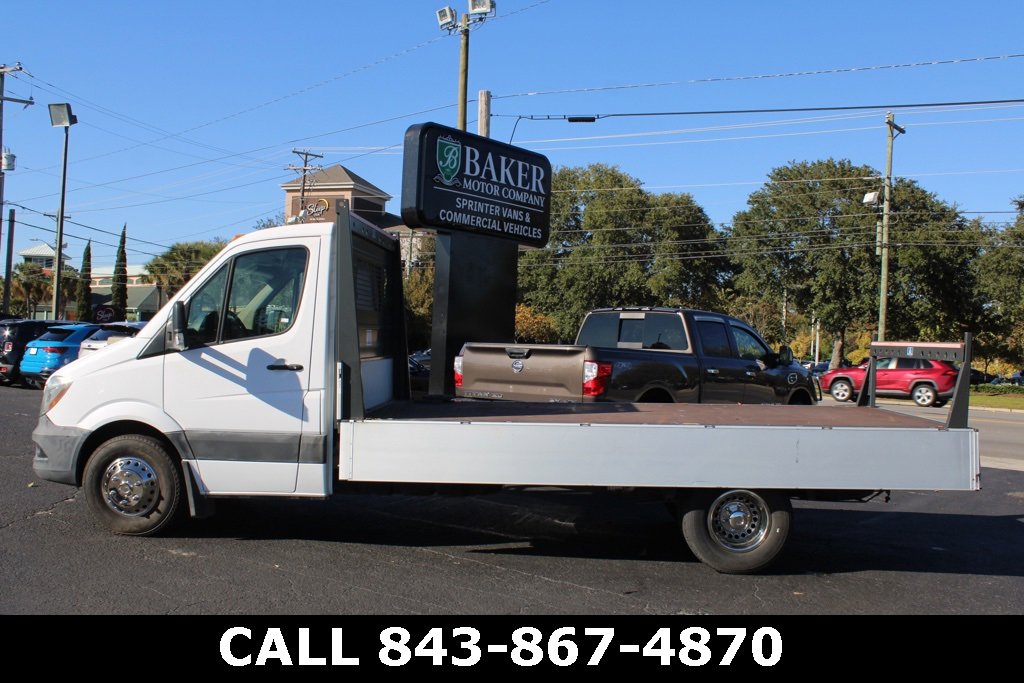 Used 2015 Freightliner Sprinter 3500 image 10