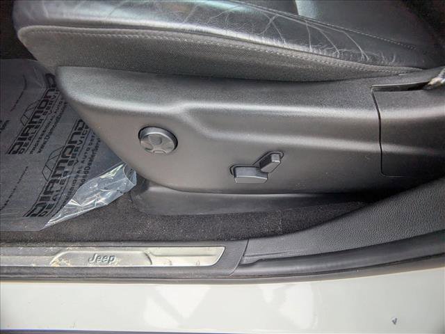 Used 2021 Jeep Grand Cherokee Limited image 18