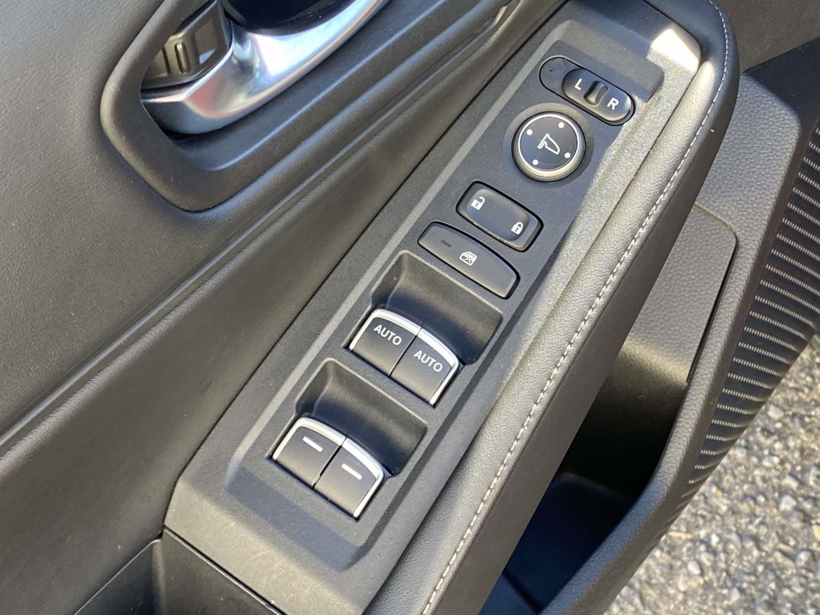 Used 2023 Honda Accord Sport image 17