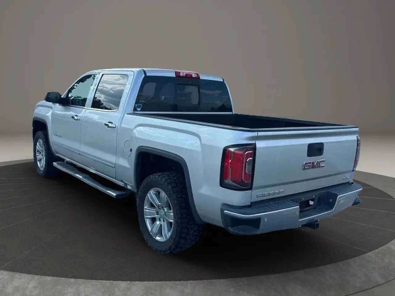 Used 2018 GMC Sierra 1500 SLT AWD/4WD image 7