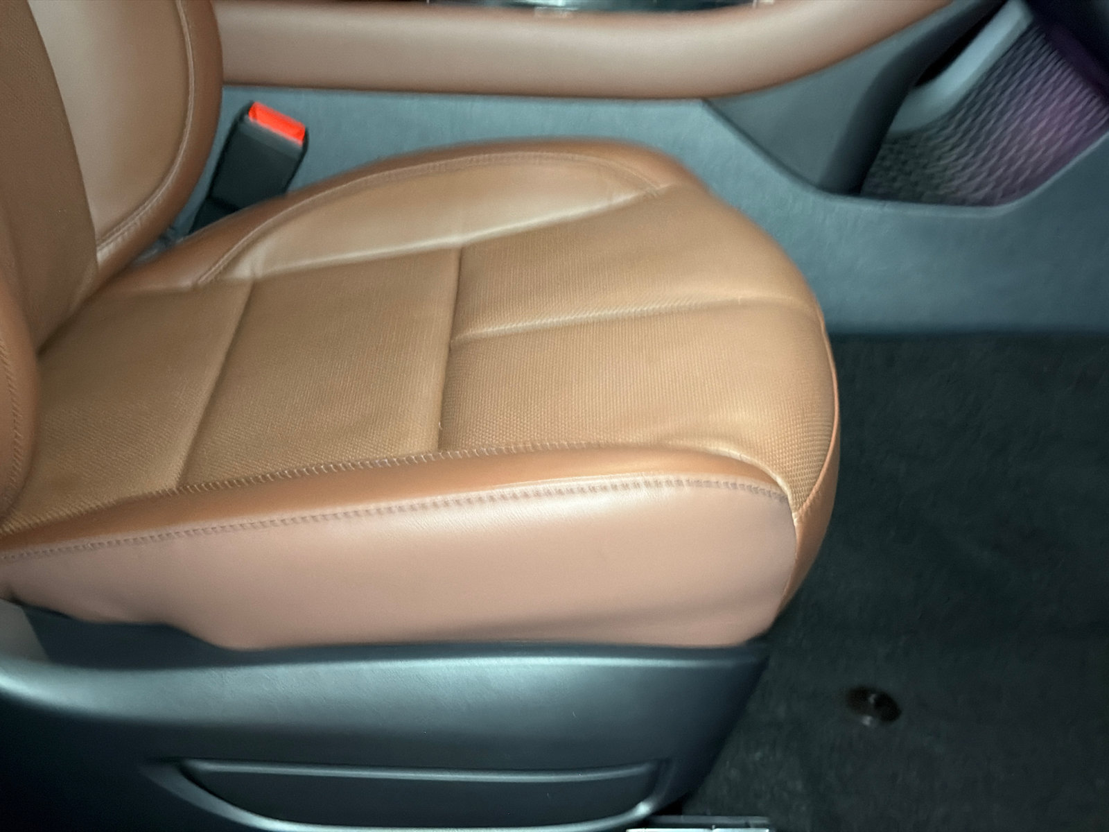 New 2027 Lincoln Aviator Reserve w/ Jet Appearance Package AWD/4WD image 12