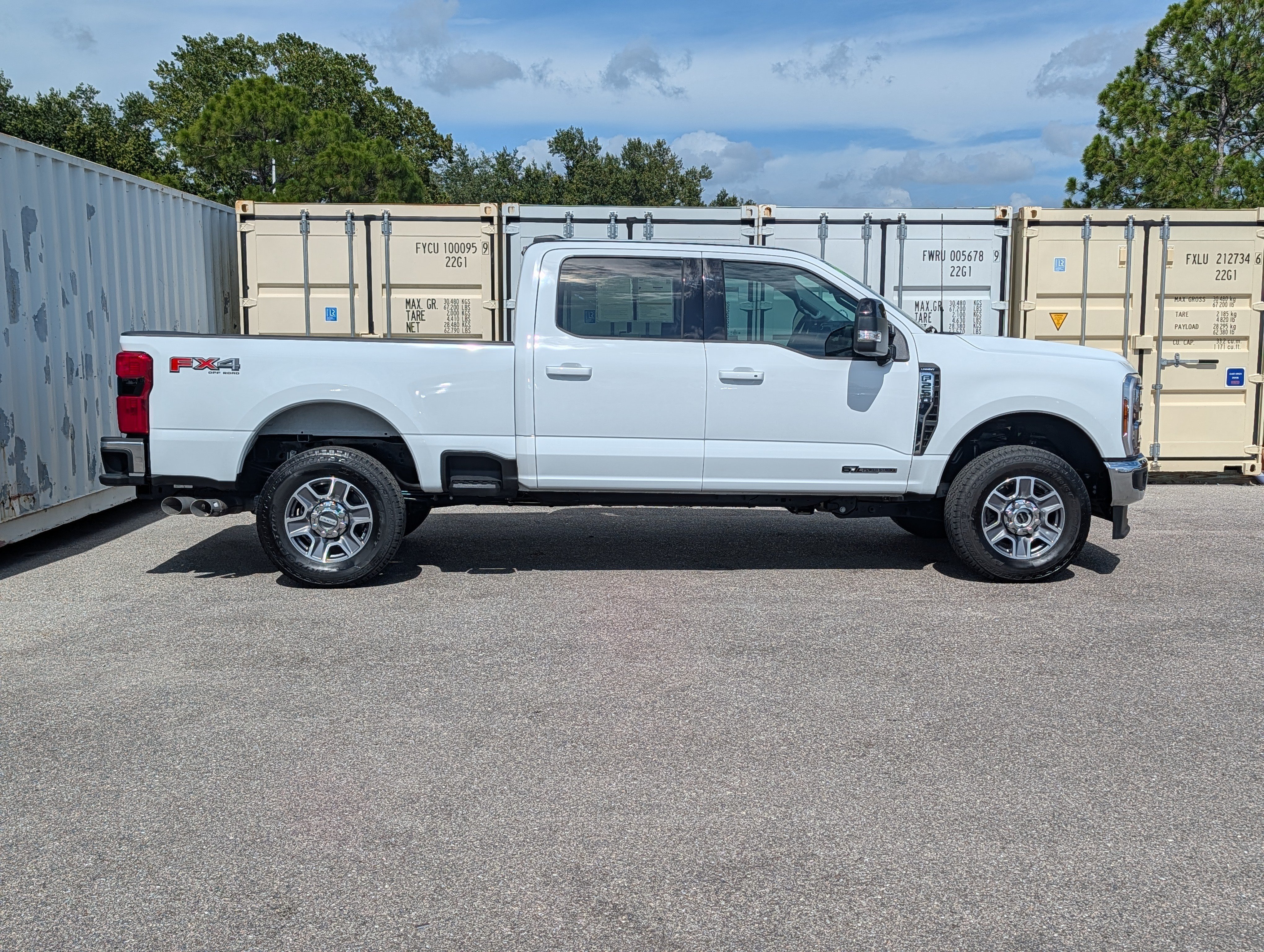 Certified 2026 Ford F250 Lariat w/ FX4 Off-Road Package AWD/4WD image 3