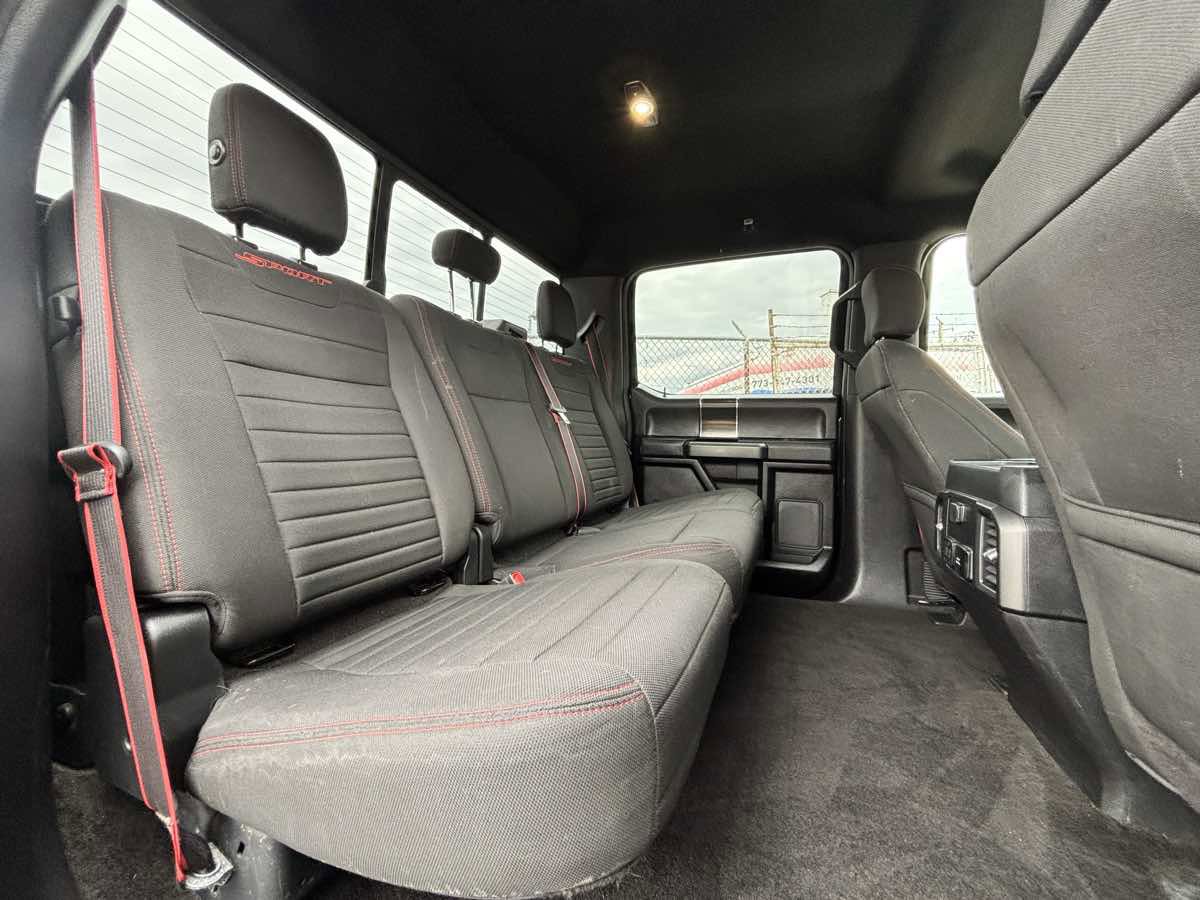 Used 2018 Ford F150 XLT w/ Equipment Group 302A Luxury AWD/4WD image 32