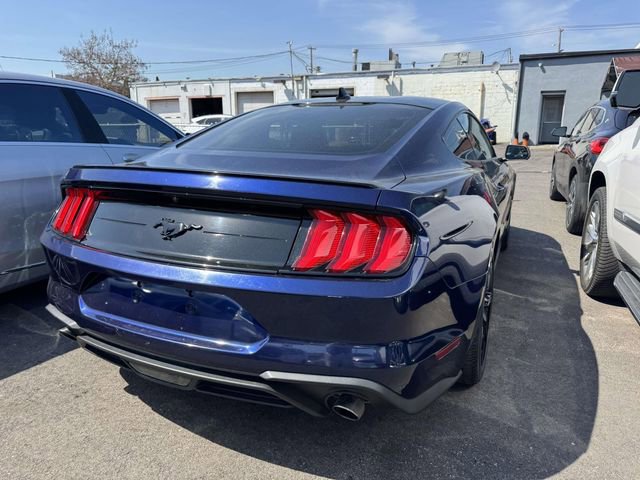Used 2020 Ford Mustang Coupe w/ Black Accent Package RWD image 11