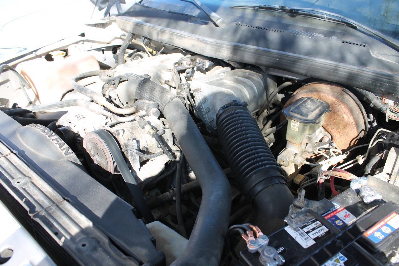 Used 1997 Dodge Ram 2500 Truck 2WD Club Cab image 29