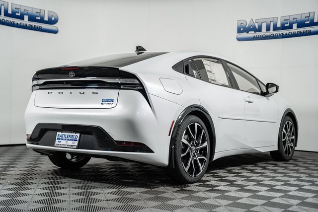 New 2026 Toyota Prius Plug-In Hybrid image 10