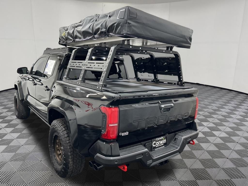 Used 2025 Toyota Tacoma TRD Pro AWD/4WD image 4