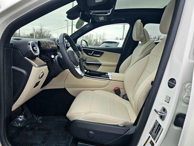 Certified 2025 Mercedes-Benz GLC 300 4MATIC image 19