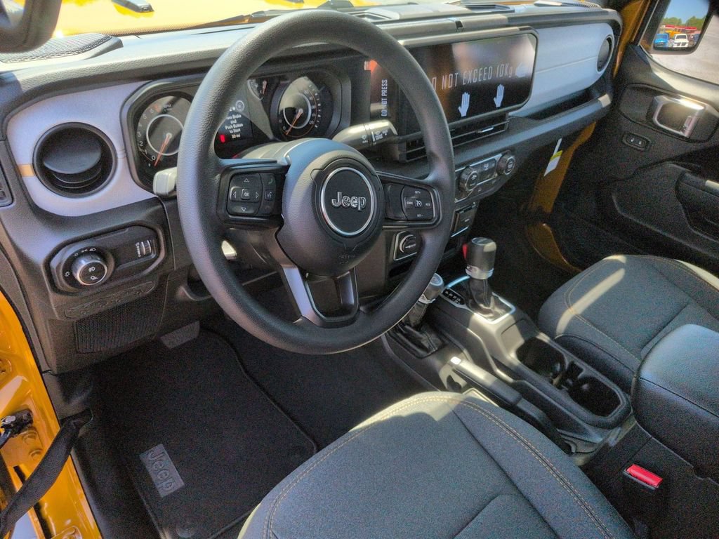 New 2026 Jeep Gladiator Sport AWD/4WD image 15