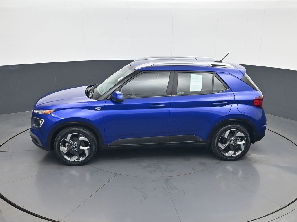 Certified 2023 Hyundai Venue Limited FWD image 20