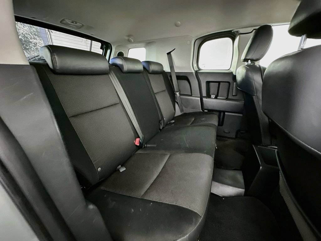 Used 2010 Toyota FJ Cruiser 4WD image 24