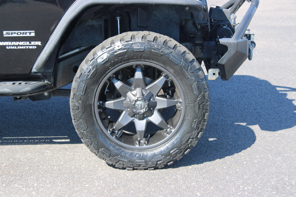 Used 2016 Jeep Wrangler Unlimited Sport w/ Quick Order Package 24S AWD/4WD image 12
