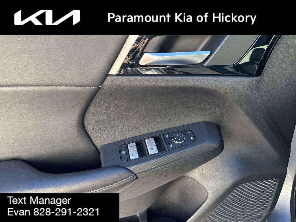 Used 2022 Mitsubishi Outlander SEL Black Edition FWD image 19
