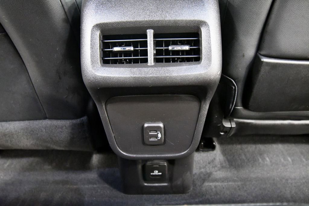 Used 2022 GMC Terrain SLT w/ LPO, Floor Liner Package image 16