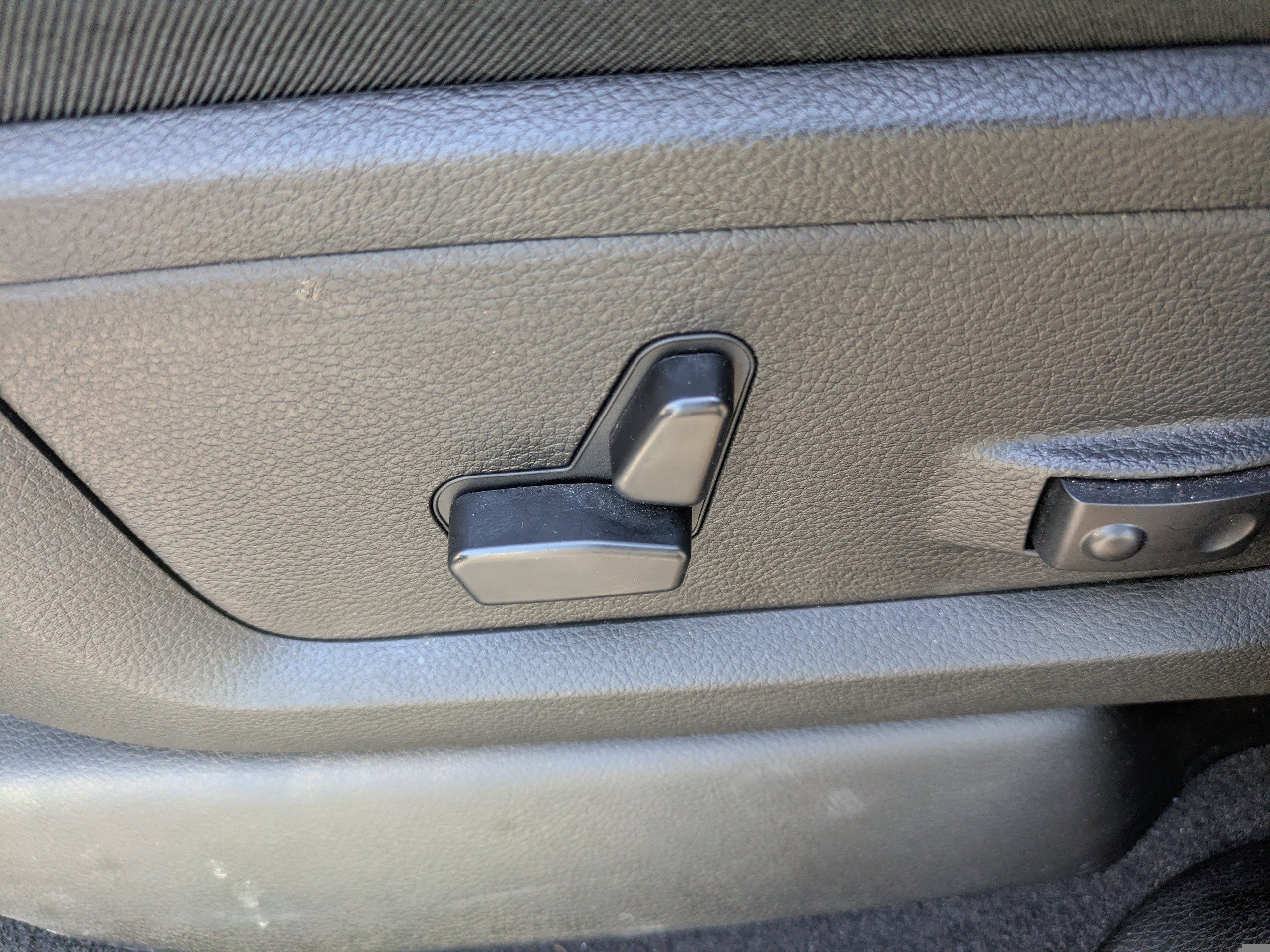 Used 2025 RAM 2500 Laramie image 19