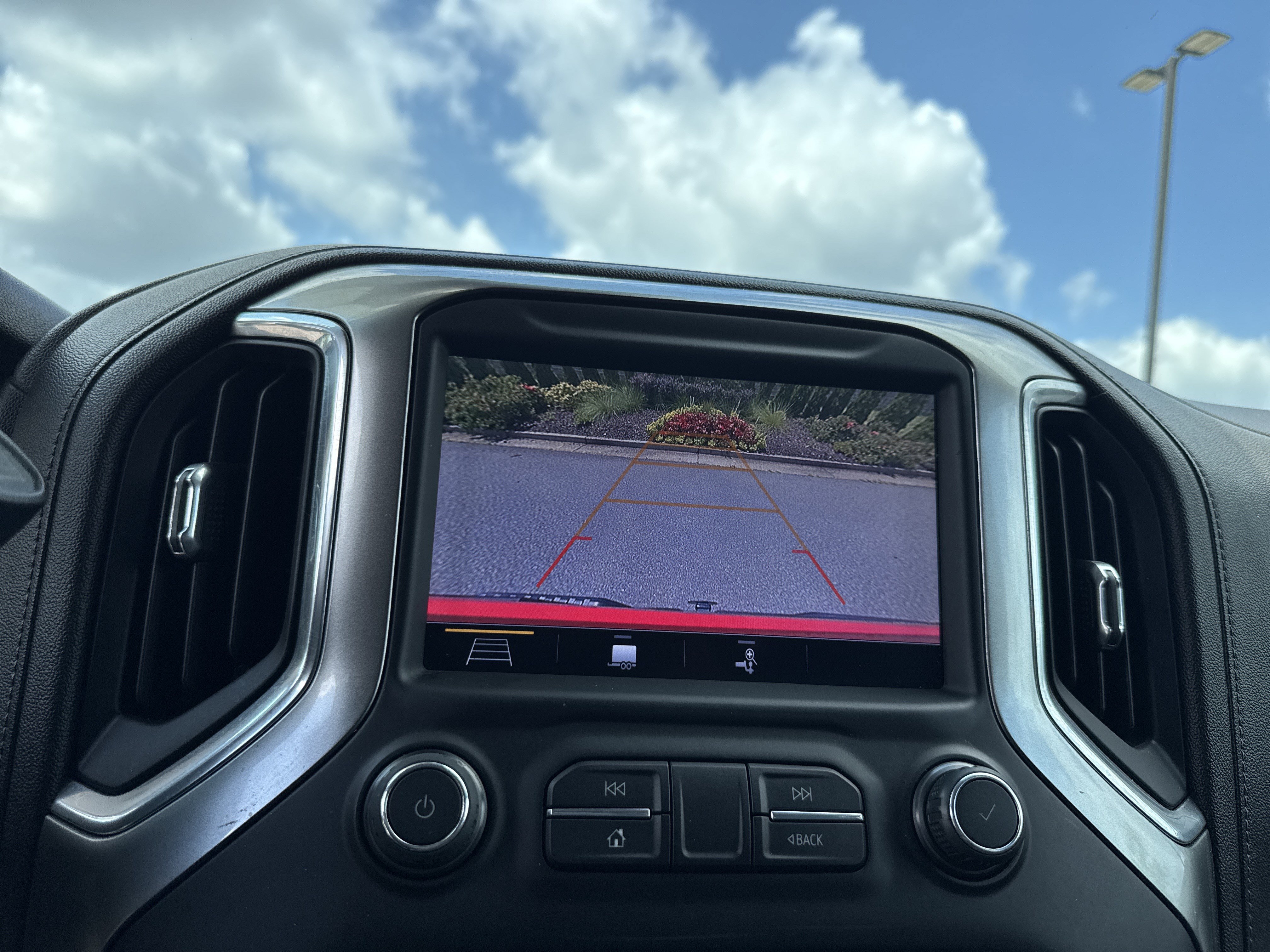 Used 2019 Chevrolet Silverado 1500 LT w/ All-Star Edition AWD/4WD image 25