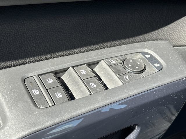 New 2026 Nissan Pathfinder SV w/ Cargo Package FWD image 27