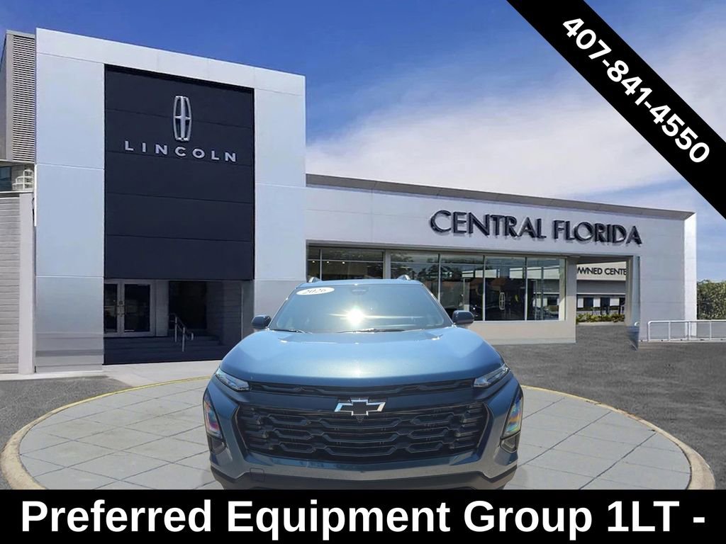 Used 2026 Chevrolet Equinox LT w/ Convenience Package II FWD image 2
