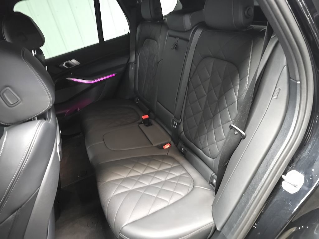 Used 2025 BMW X5 xDrive40i w/ Premium Package image 36