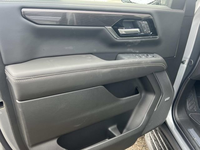 New 2026 GMC Yukon XL Elevation w/ Elevation Premium Package image 17