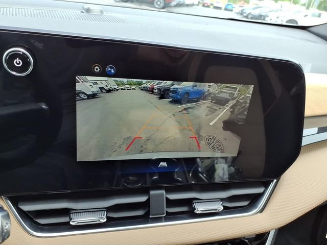 New 2026 Chevrolet Equinox ACTIV AWD/4WD image 13