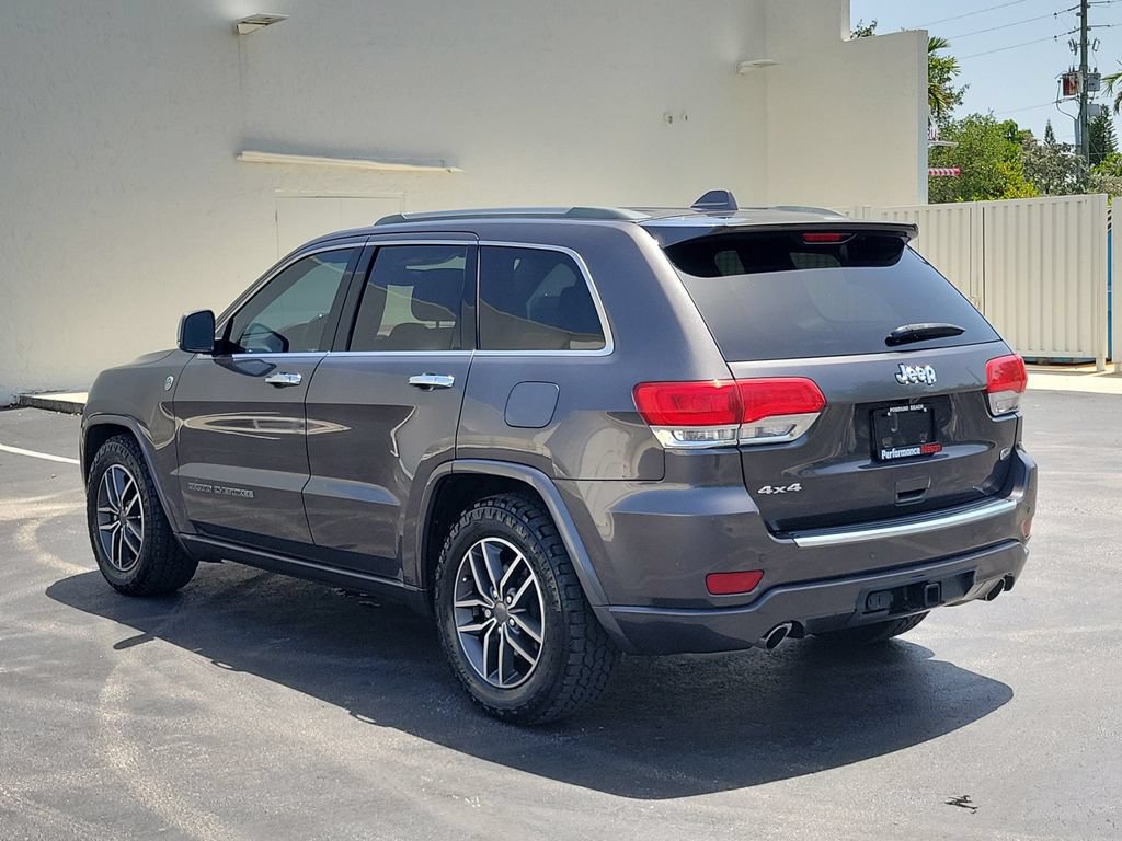 Used 2020 Jeep Grand Cherokee Overland AWD/4WD image 6