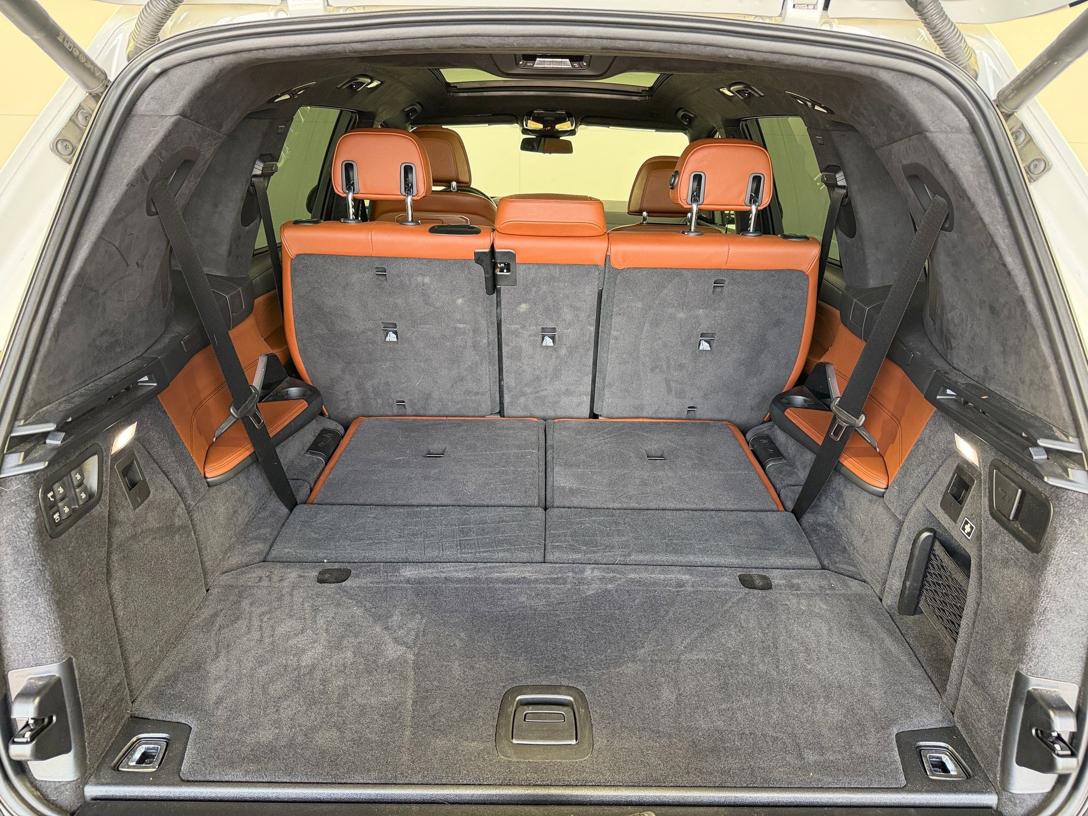 Certified 2024 BMW X7 M60i w/ Climate Comfort Package image 31