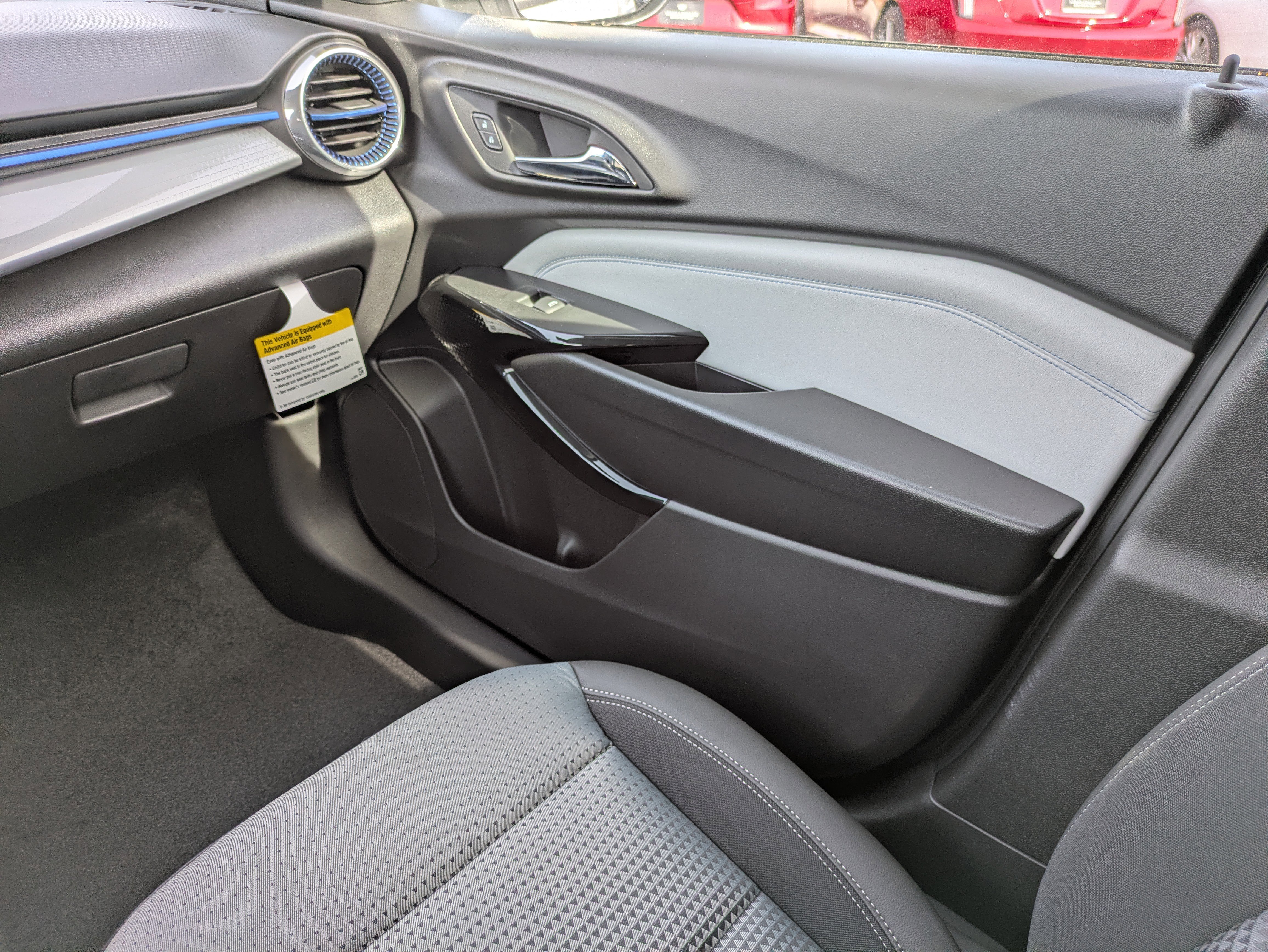 New 2026 Chevrolet Trax LT w/ Midnight Edition image 10