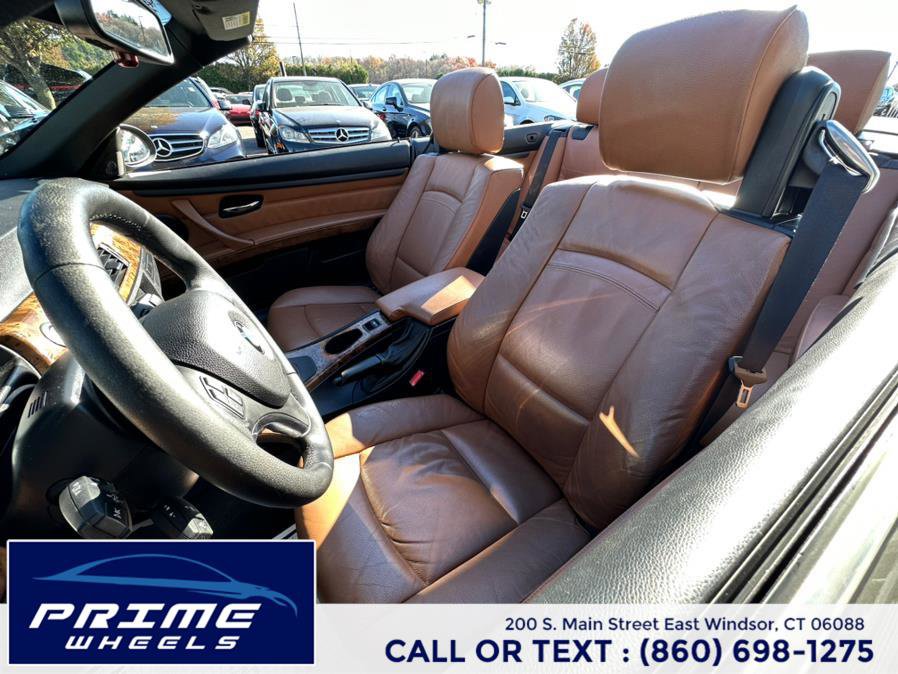 Used 2008 BMW 335i Convertible w/ Premium Pkg image 14