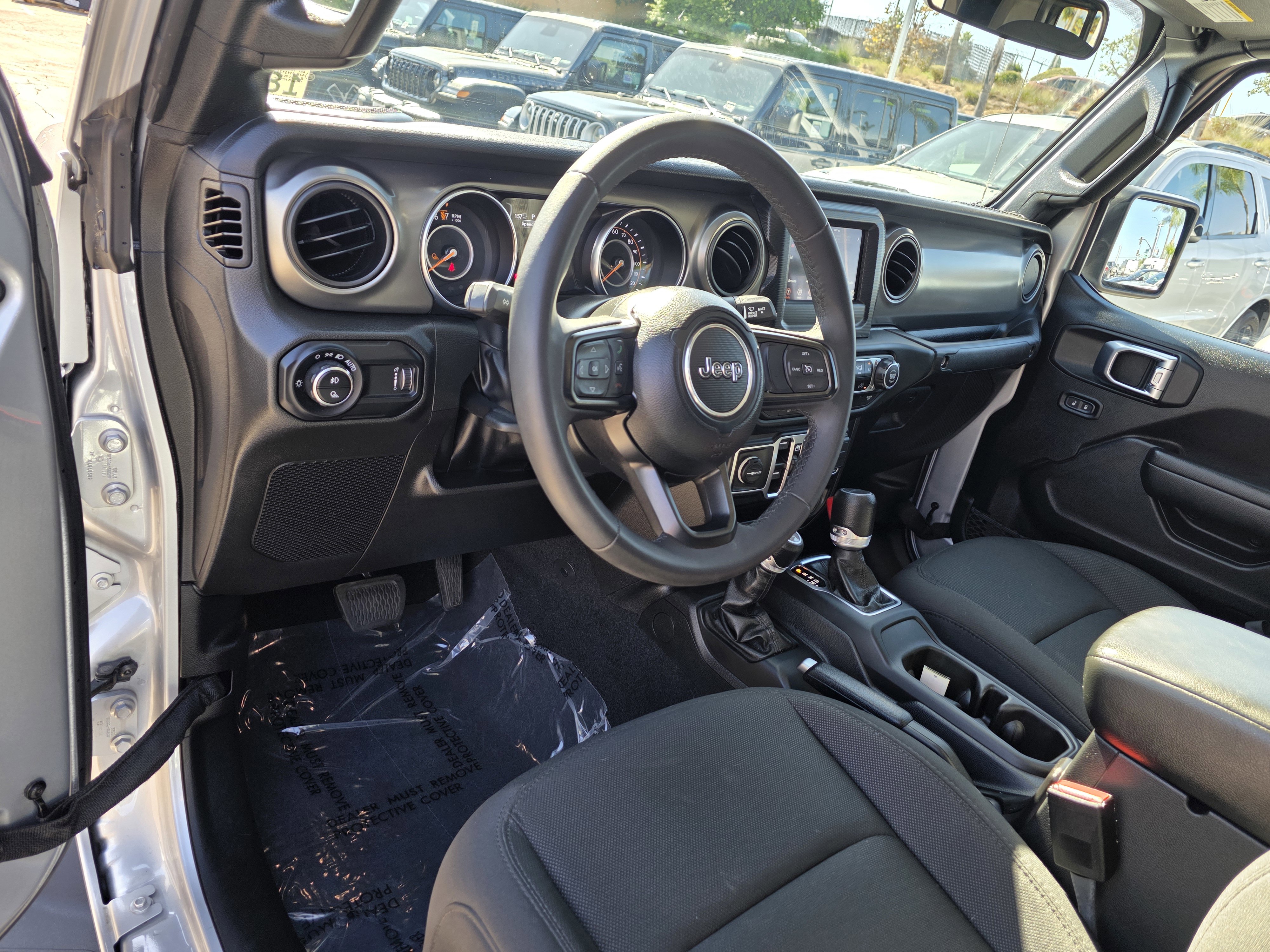 Certified 2023 Jeep Gladiator Sport image 10