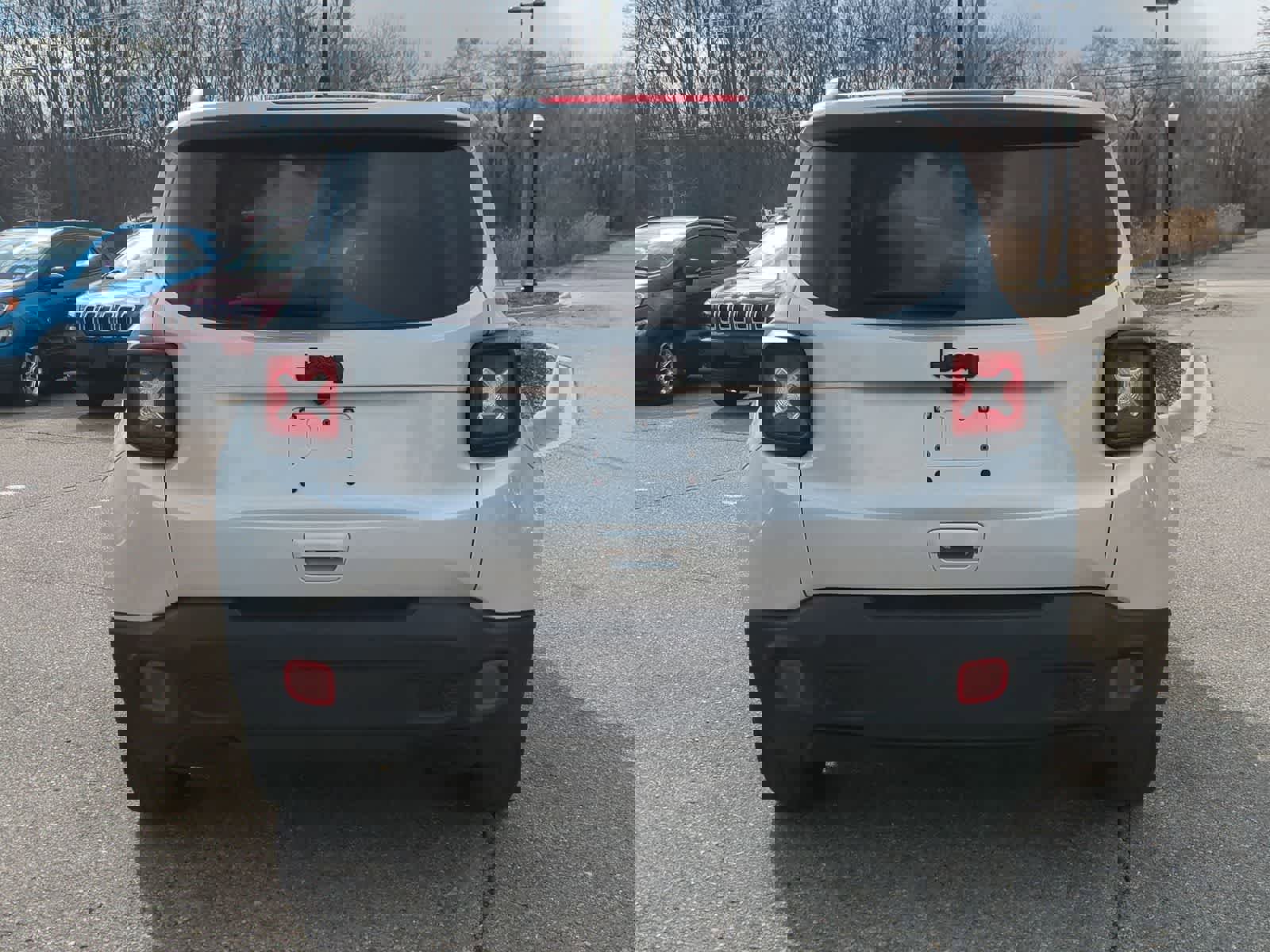 Used 2020 Jeep Renegade Altitude w/ UConnect 8.4 Nav Group image 7