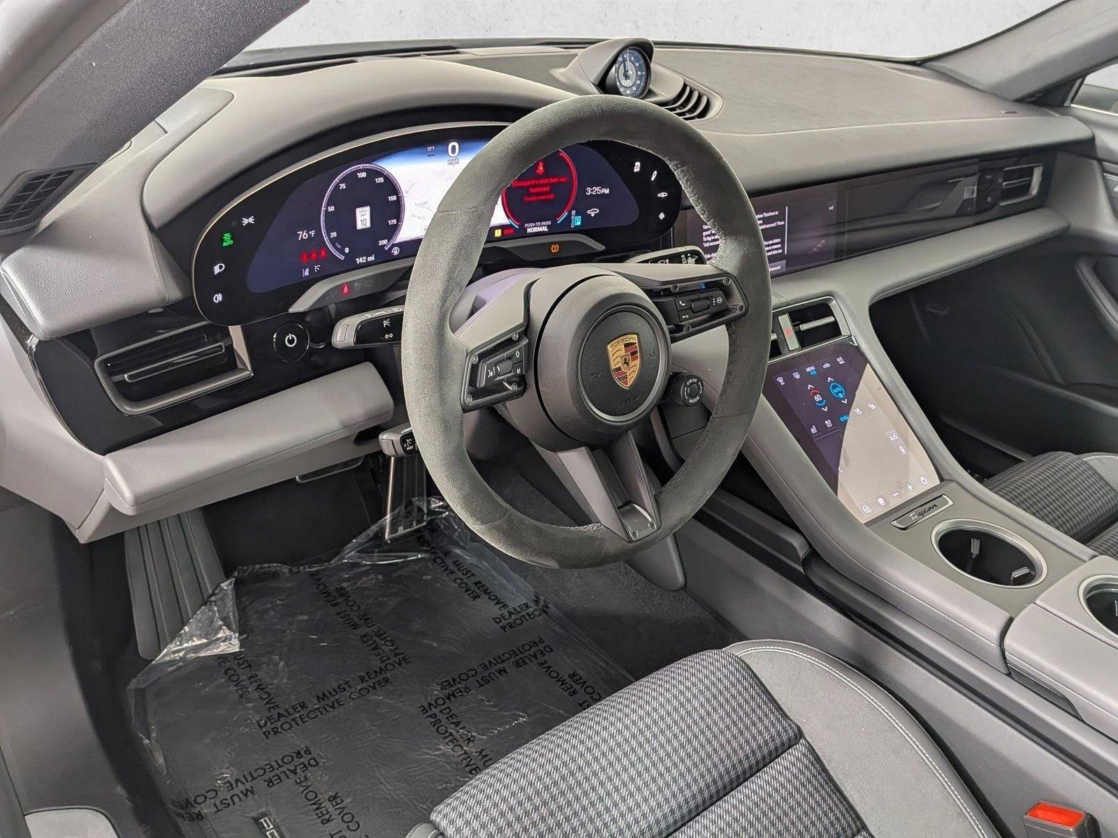 New 2025 Porsche Taycan 4S AWD/4WD image 4