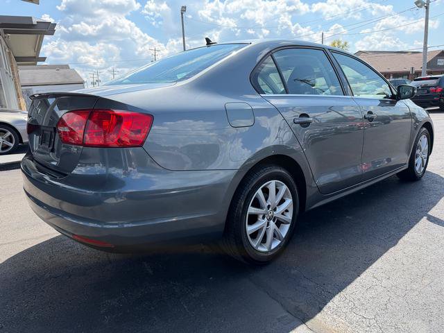 Used 2014 Volkswagen Jetta SE FWD image 3