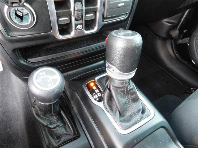 Used 2023 Jeep Wrangler Unlimited Sport AWD/4WD image 18