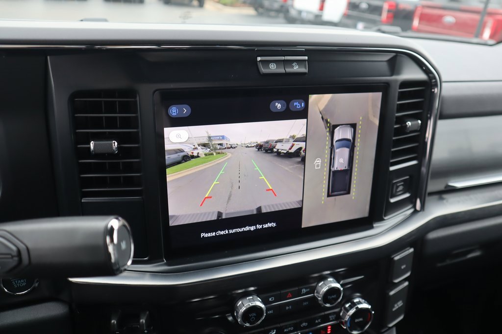 New 2026 Ford F250 Lariat w/ Chrome Package image 6