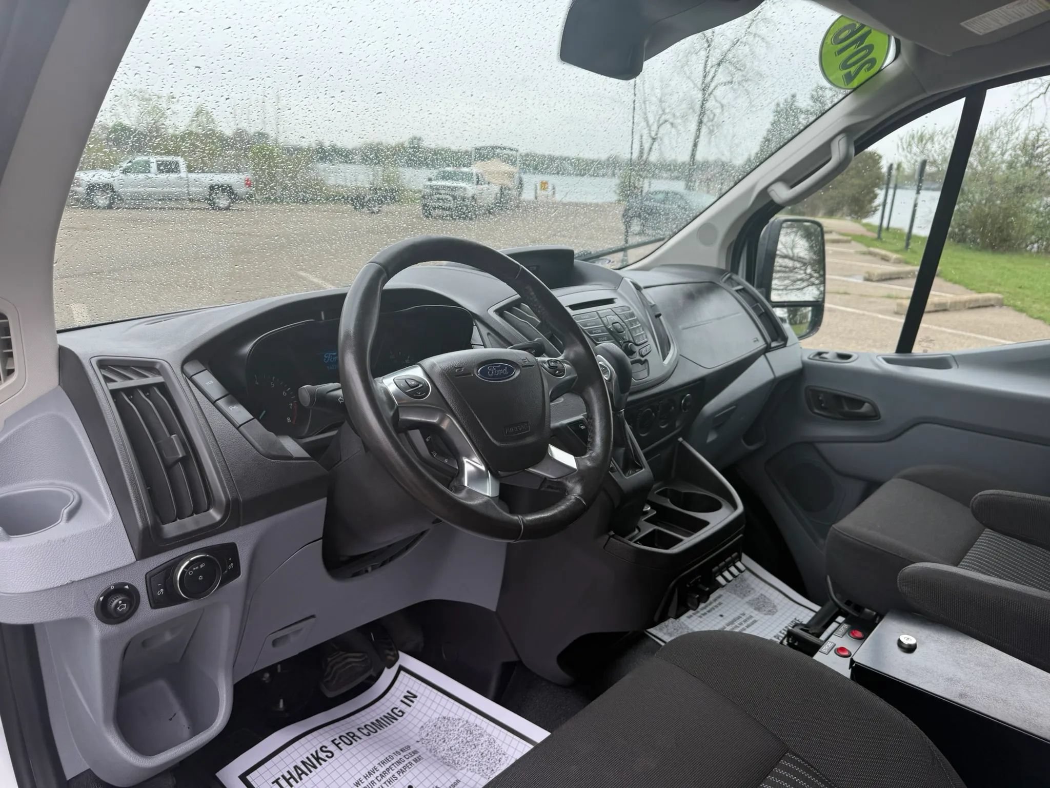 Used 2016 Ford Transit 250 130 Low Roof RWD image 9