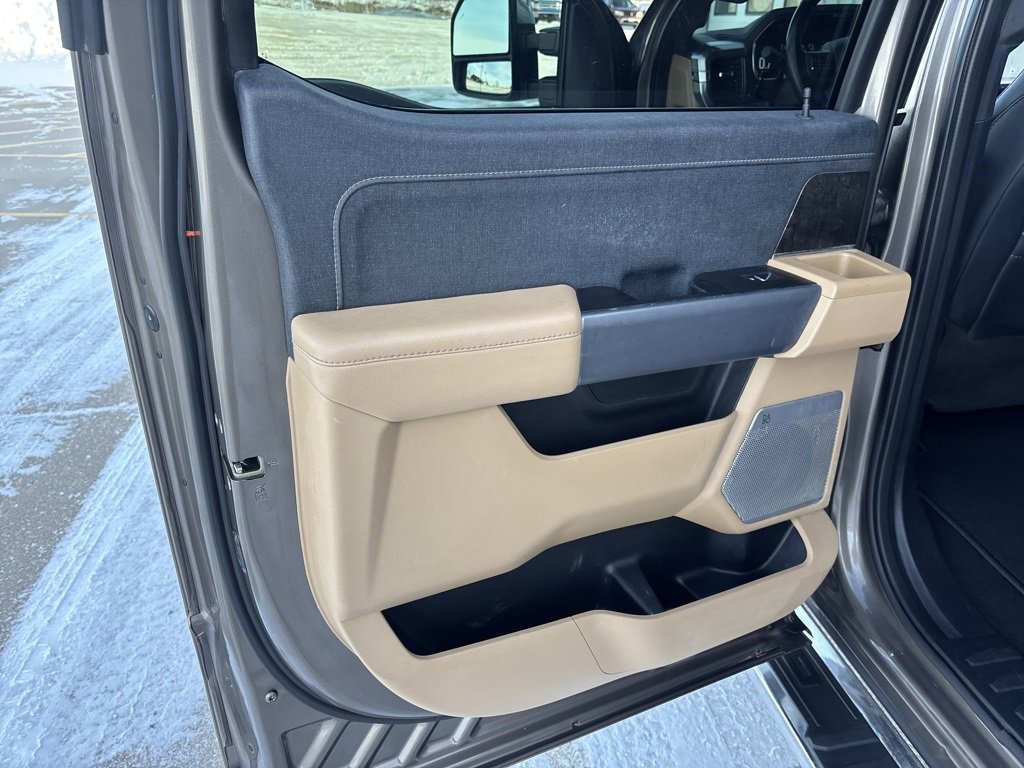 Used 2023 Ford F150 Lariat w/ Max Trailer Tow Package image 30