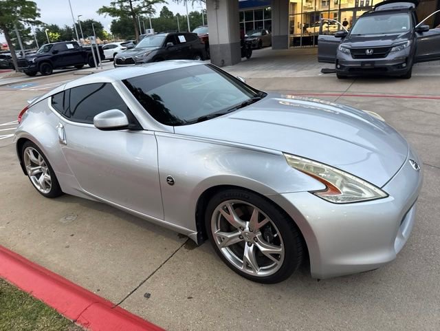 Used 2009 Nissan 370Z Coupe w/ Sport Pkg