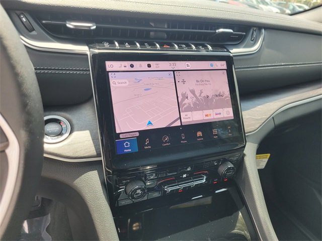 New 2025 Jeep Grand Cherokee Limited w/ Trailer Tow Package image 22