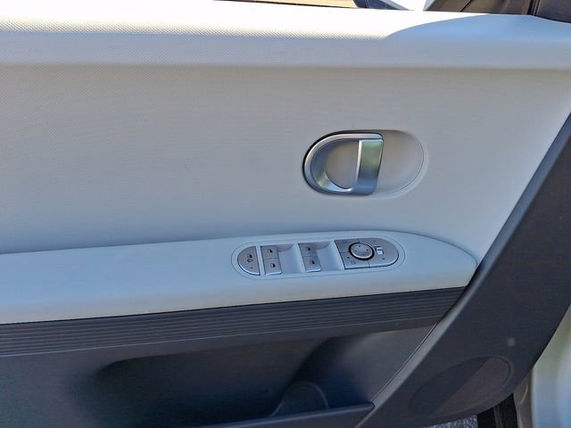 Used 2024 Hyundai Ioniq 5 SEL image 15