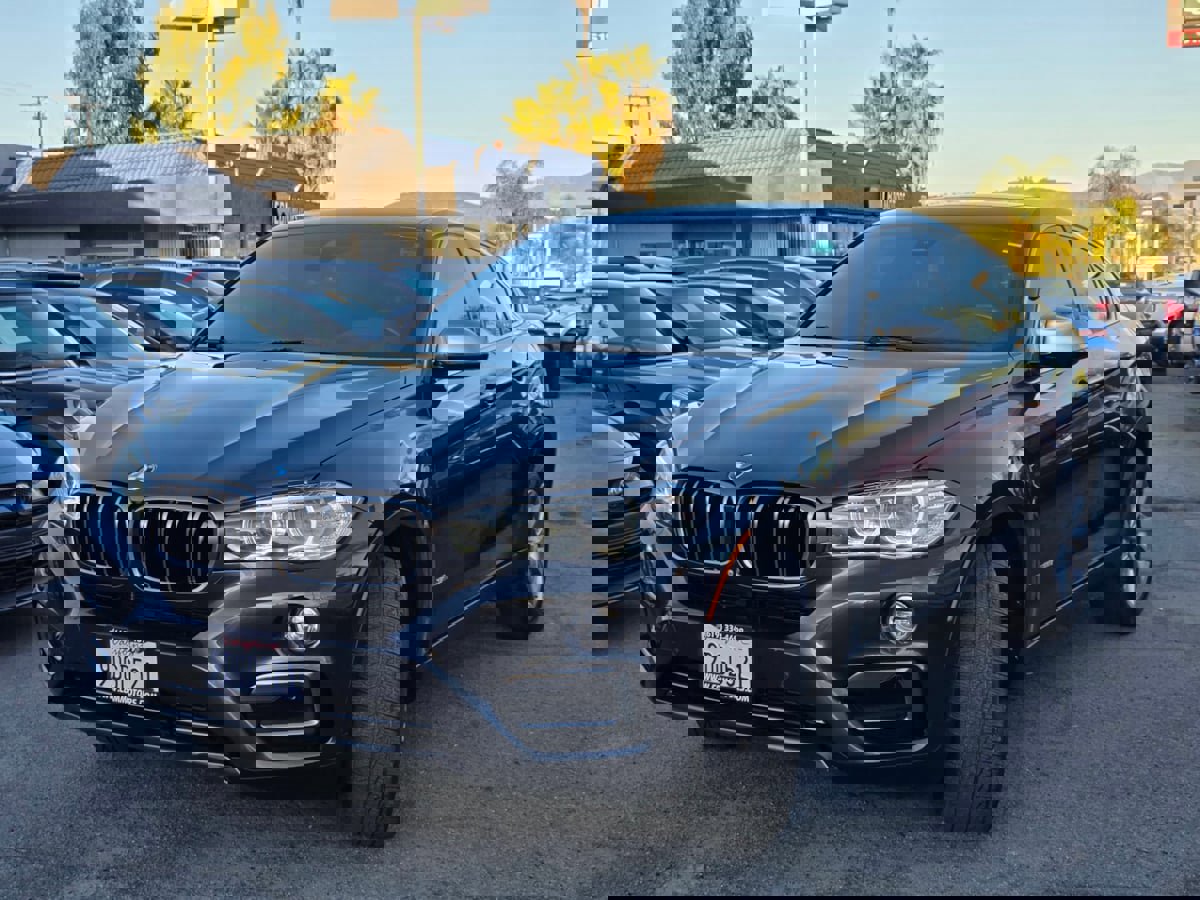 Used 2019 BMW X6 sDrive35i w/ Premium Package image 5