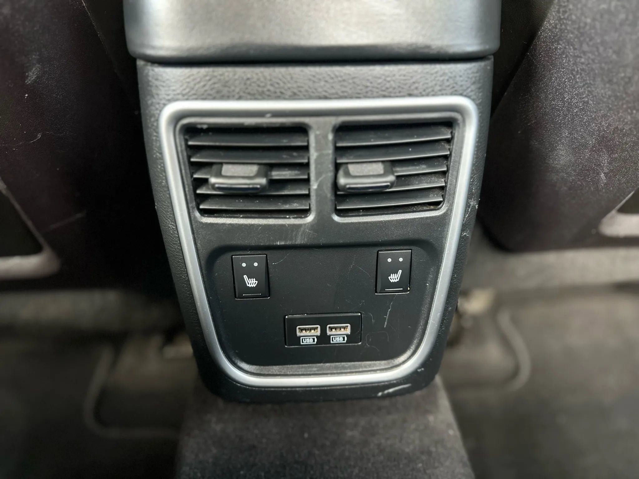 Used 2020 Dodge Charger SXT w/ Leather Interior Group image 22