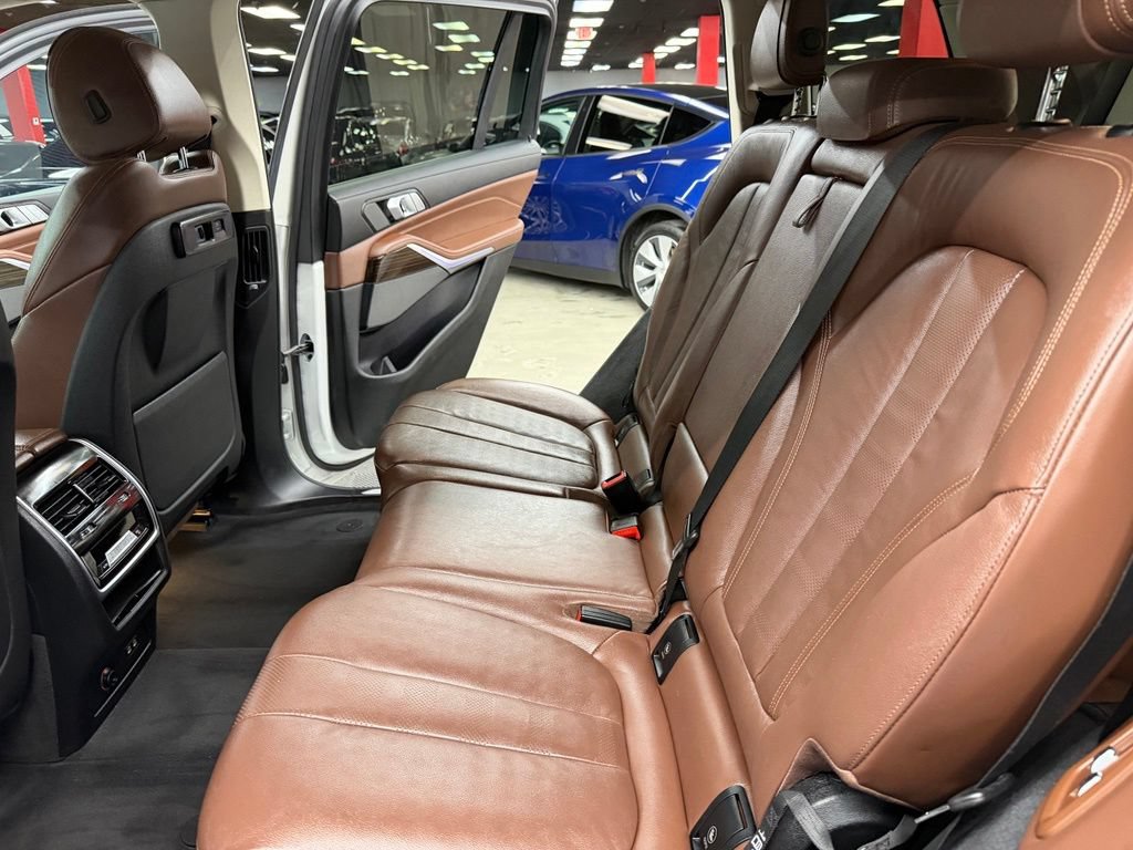 Used 2020 BMW X7 xDrive40i AWD/4WD image 38