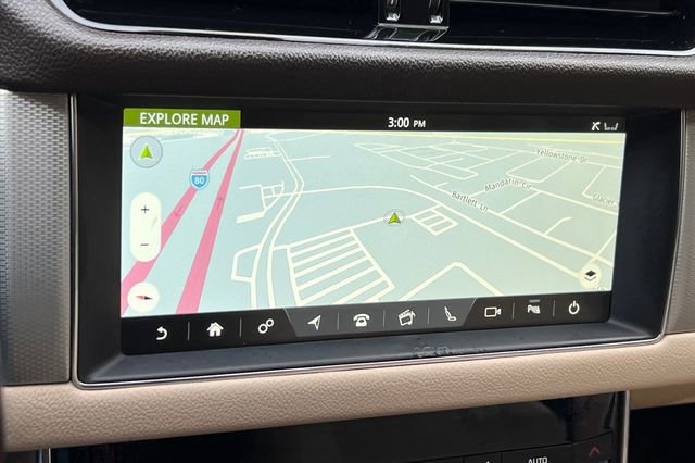 Used 2020 Jaguar XF Prestige image 21