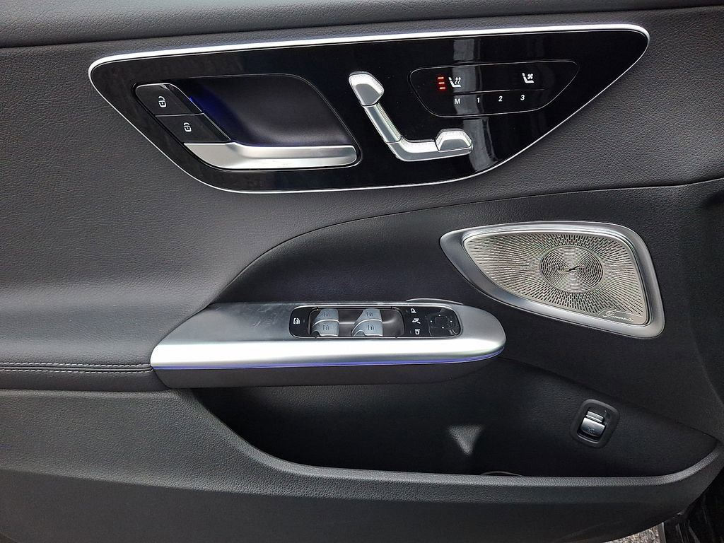 New 2026 Mercedes-Benz C 300 4MATIC Sedan image 13