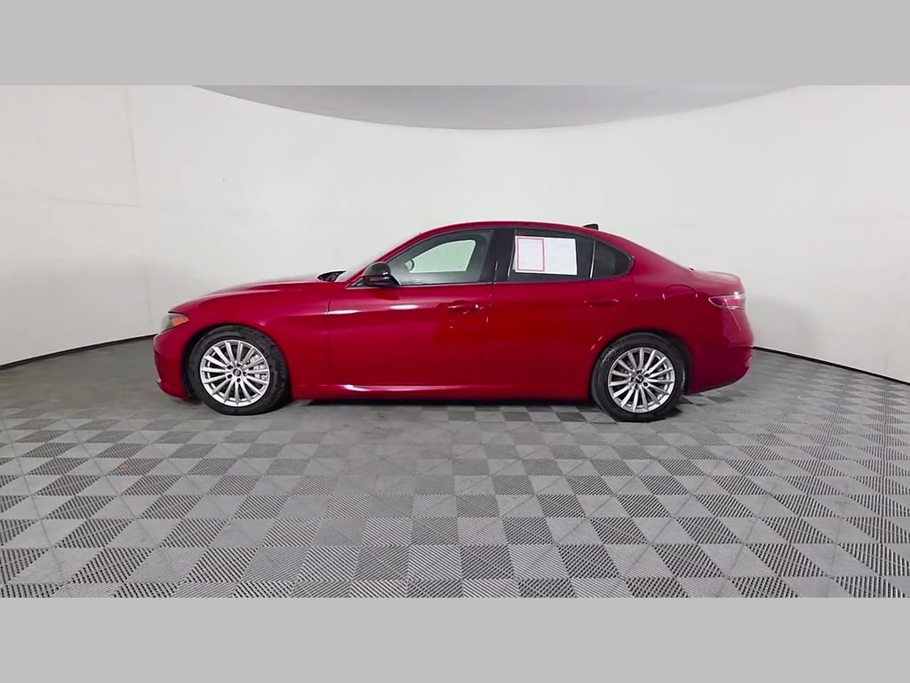 Used 2024 Alfa Romeo Giulia Sprint RWD image 46