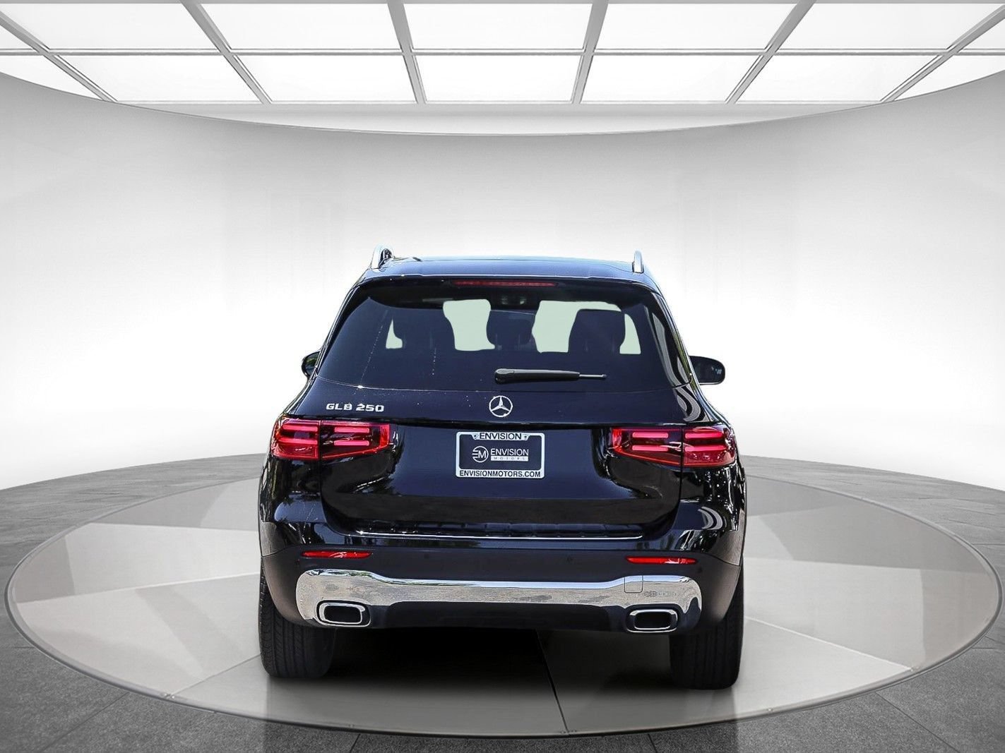 Certified 2026 Mercedes-Benz GLB 250 image 3