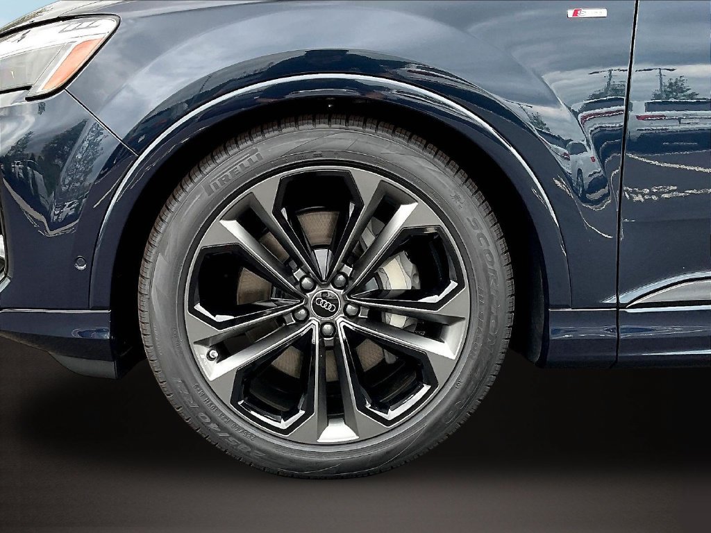 New 2026 Audi Q7 3.0T Prestige AWD/4WD image 13