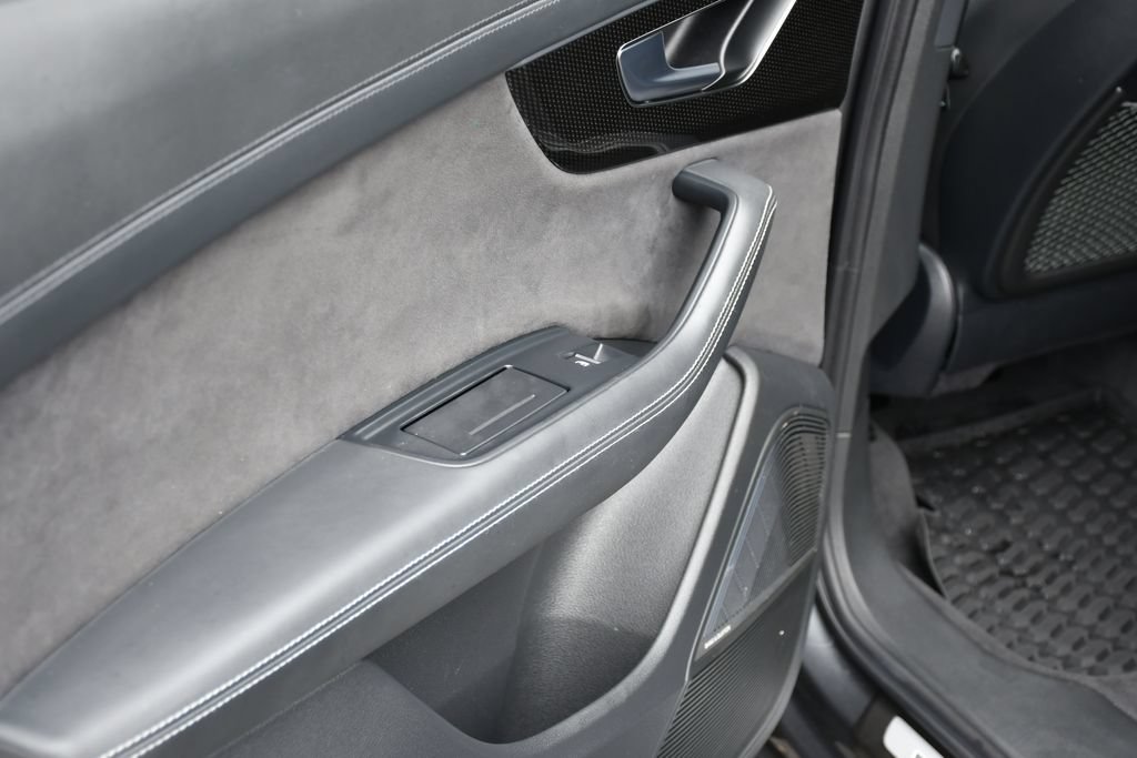 Used 2023 Audi SQ7 Prestige w/ Prestige Package AWD/4WD image 17
