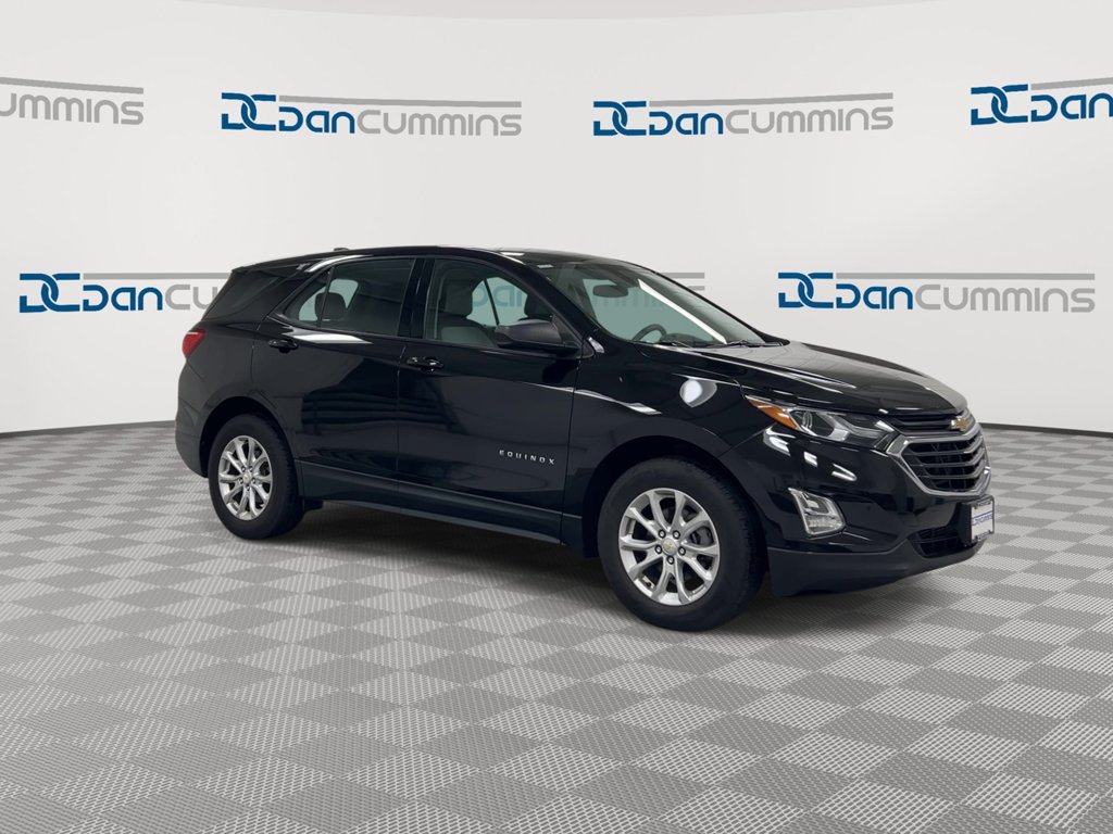 Used 2019 Chevrolet Equinox LS AWD/4WD image 2